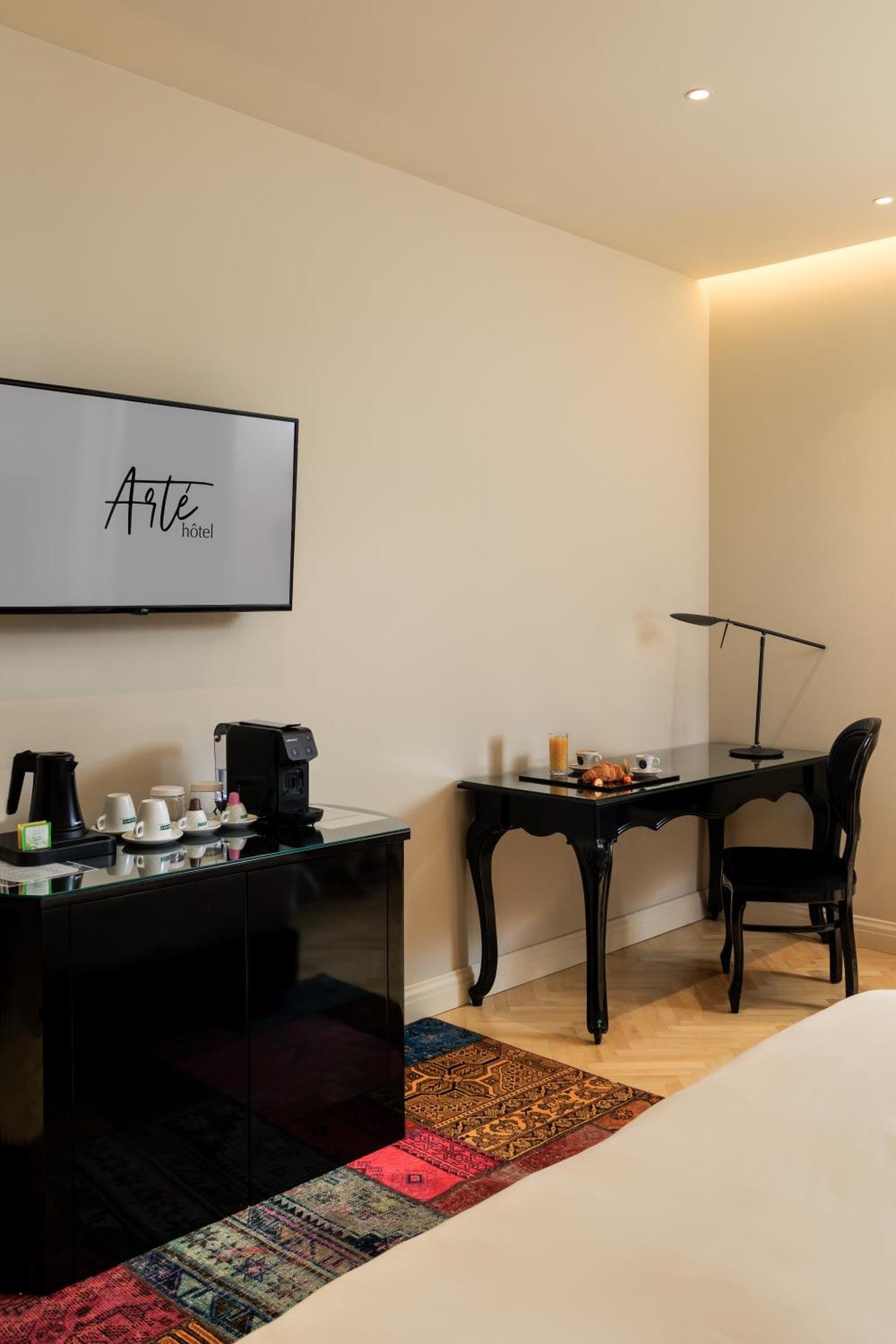 Arte Boutique Hotel Tirana Exterior foto